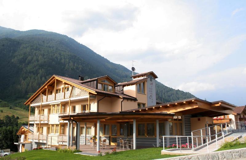 Residence La Moretina Commezzadura Exterior photo